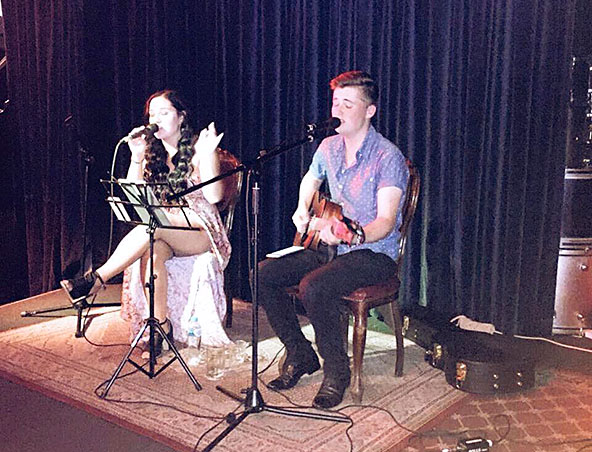 Deja Blue Acoustic Duo - Singers Musicians - Cover Band Adelaide